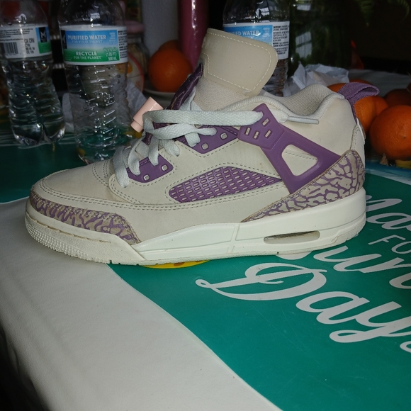 Jordan - Picture 4 of 8